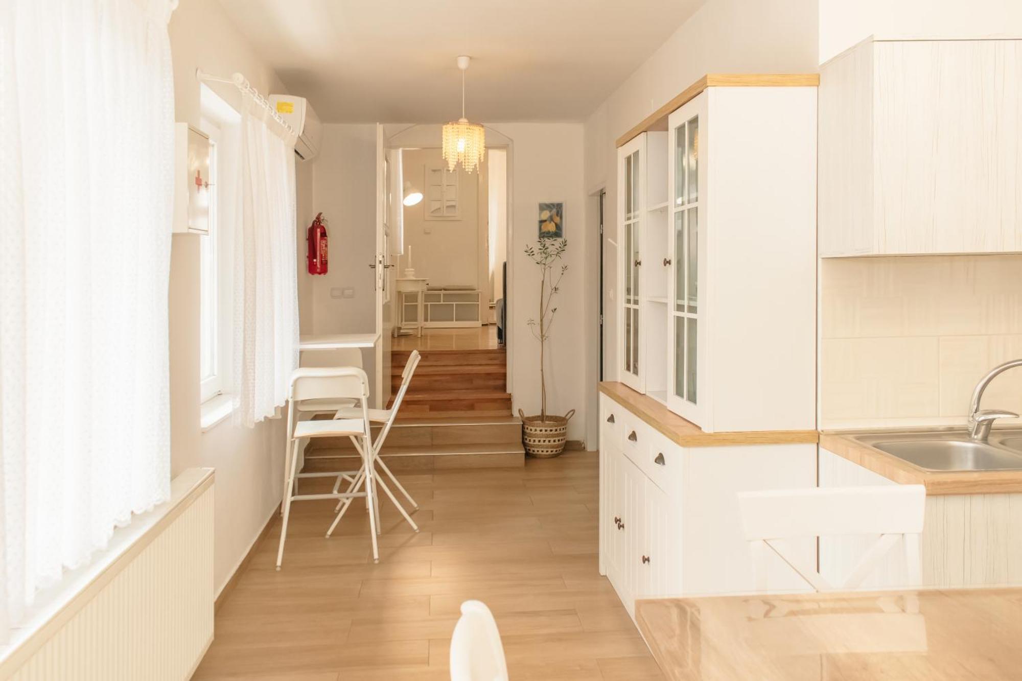 Goodlife Holiday House - Family & Friends Pozega Luaran gambar